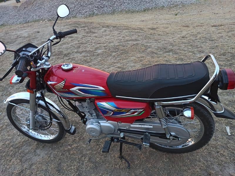 HONDA 125 22 MODEL.  03432675998 5