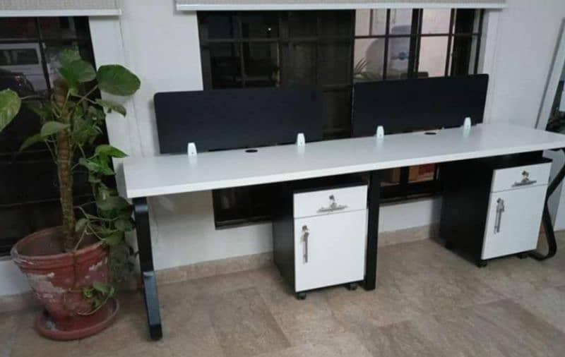 Brand New Workstation Office Furniture Avl In Discounted Rates 1