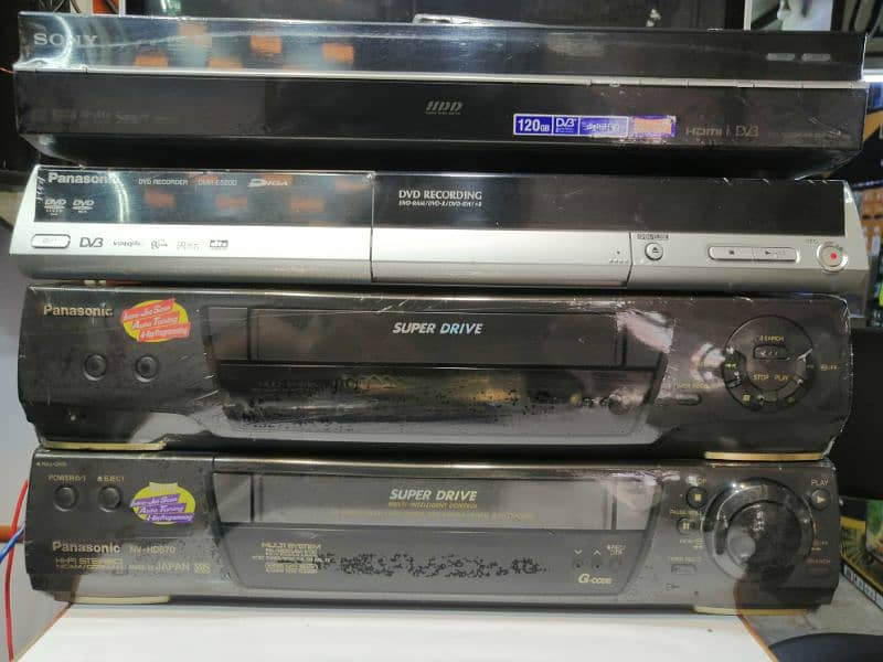 OLD IS GOLD. Vcr, VHS+DVD Combo and HDD DVD RECORDER available 1