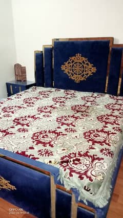 bed dressing side table  new condition for sale,03324417709