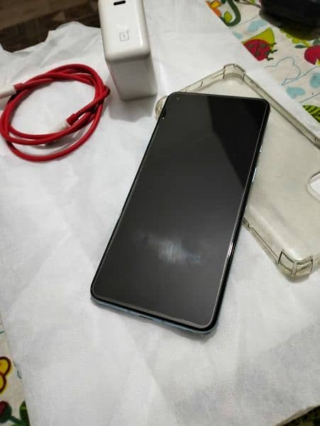 One Plus 9r 12/256 dual sim 5g 7