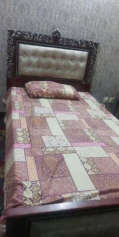 single bed with matters 0