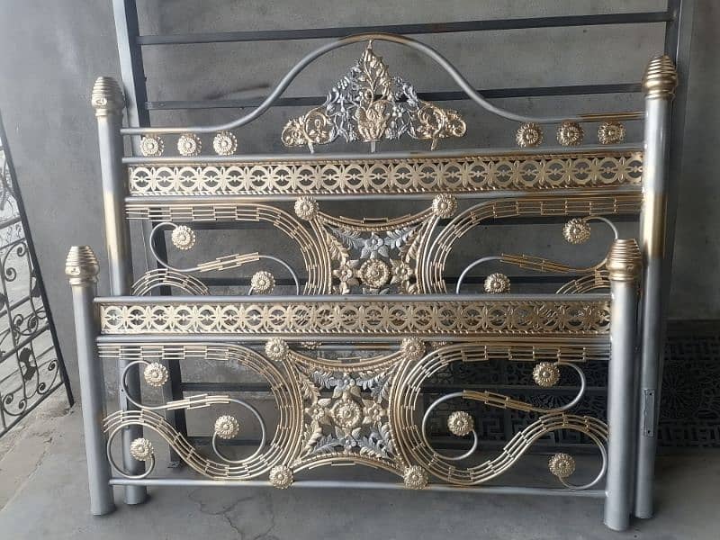 iron rod furniture with fine finishing 0