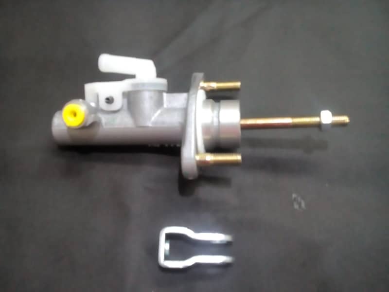 Mitsubishi lancer -#2004#2005#2006 Upper clutch cylinder new. 0