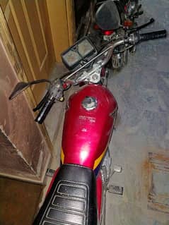 Honda 125 2010 model, Quetta registered