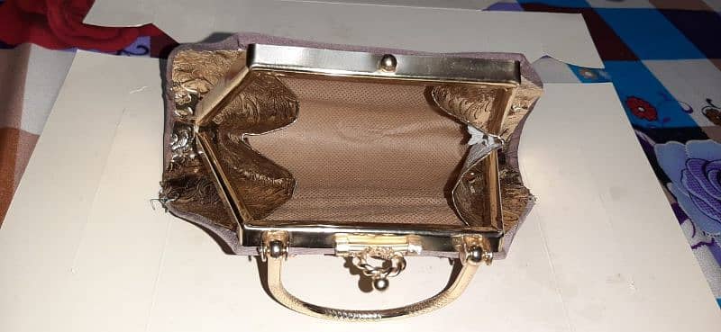 New beautiful Bridal purse in good condition 2