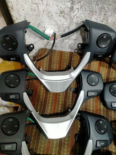 Corolla steering wheel button 4