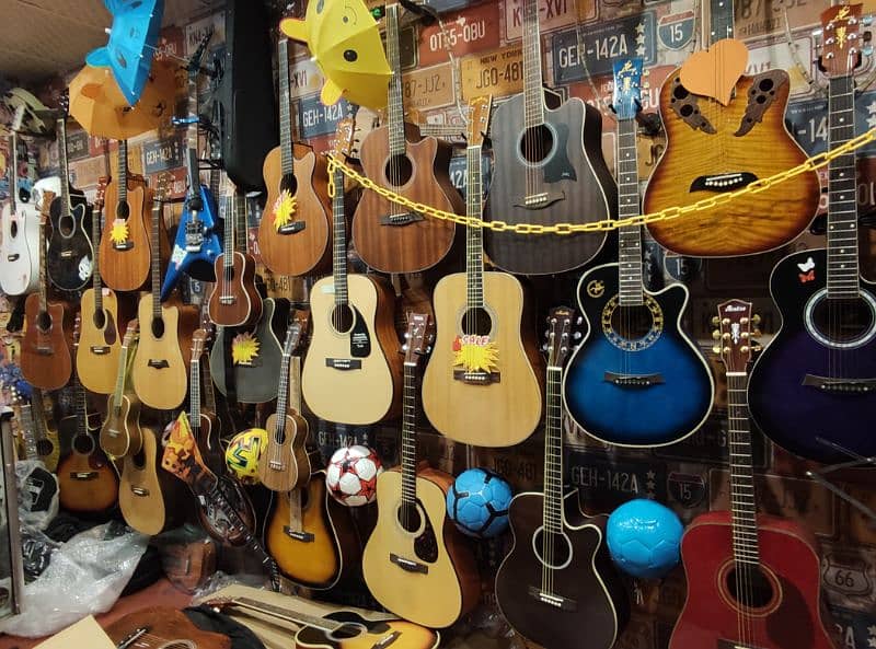 5 years warranty (Acoustic Guitar shop in Lahore | Bag + Strap + Picks 7