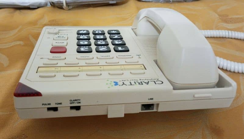 Landline CLARITY Telephone set W1000 6