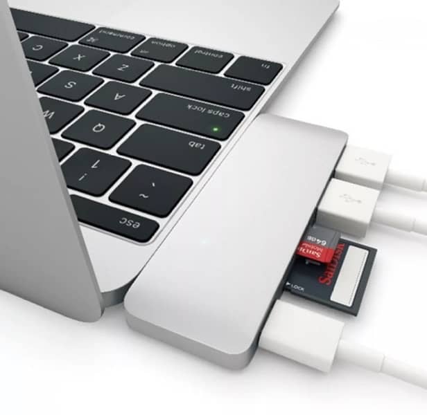 Macbook USb HUB 5 in 1  Card Reader and USB Ports 5Gbps Transfer Rate 0