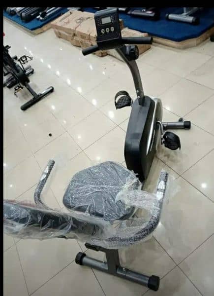 GYM & RECUMBENT BIKE EXERCISE FITNESS MACHINE AMERICAN FITNESS 2