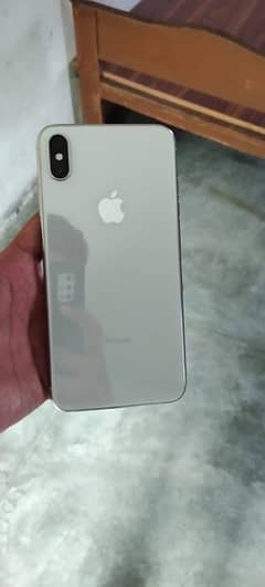 Iphone xs max 256 GB in Silver