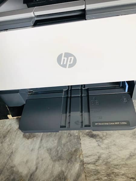 HP-Neverstope laser printer 3