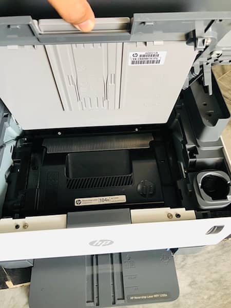 HP-Neverstope laser printer 7