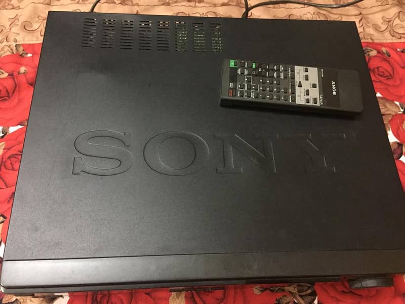 SONY VCR  X600 made in japan 2