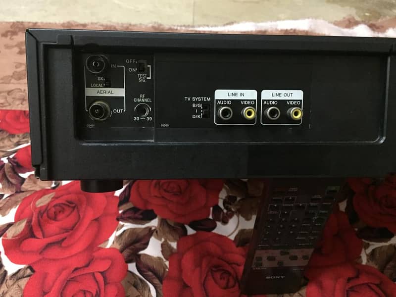 SONY VCR  X600 made in japan 4