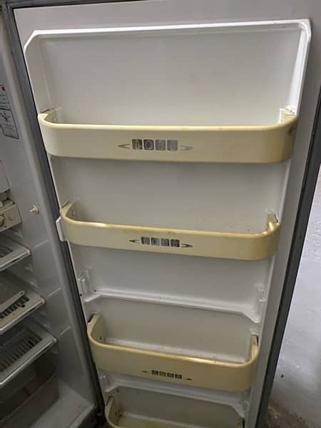 Dawlance refrigerator 3