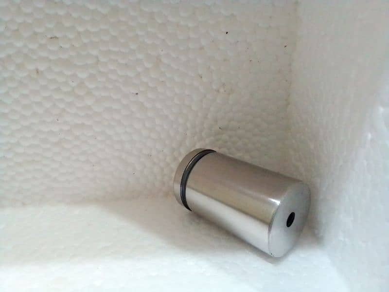 spacer for mirrors and acrylic frames 2