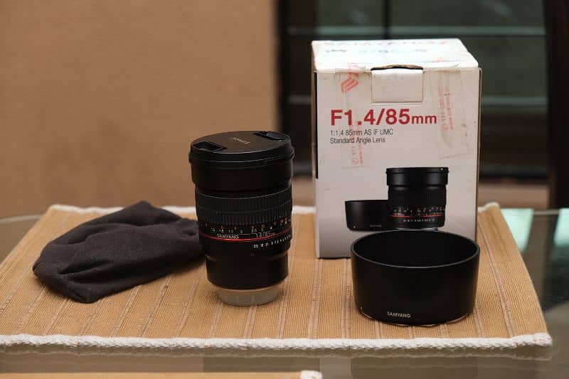 Samyang 85mm F1.4 AS IF UMC 0