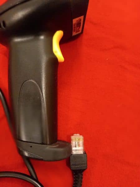 barcode reader or barcode scanner 4