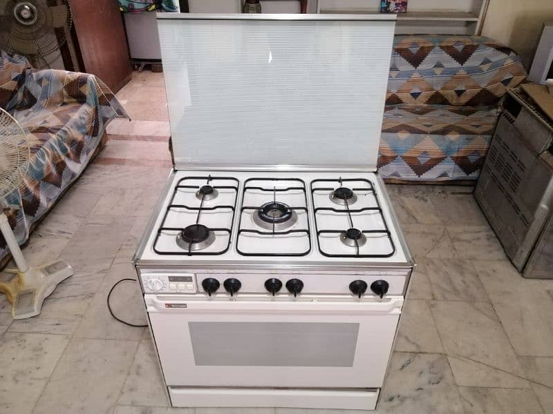 Tecnogas cooking range Italian made. 14