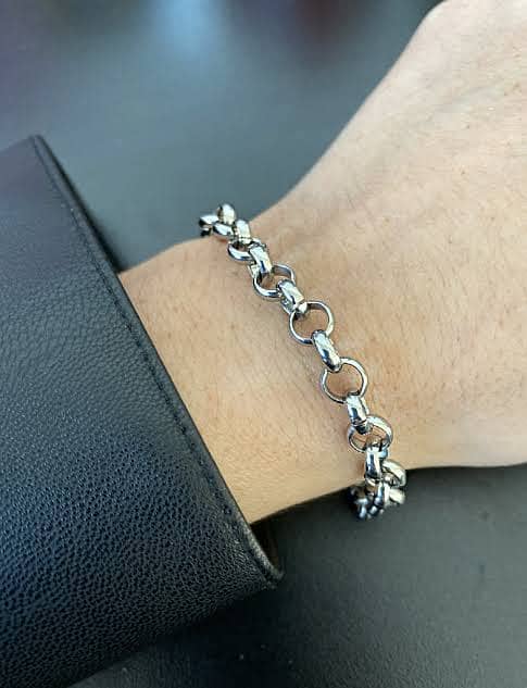 Premium Quality Stainless Steel Bracelet for Ladies 0
