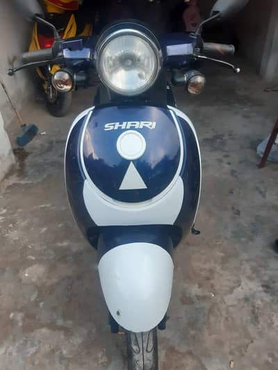 Road Prince scooty 70cc in very good condition 0