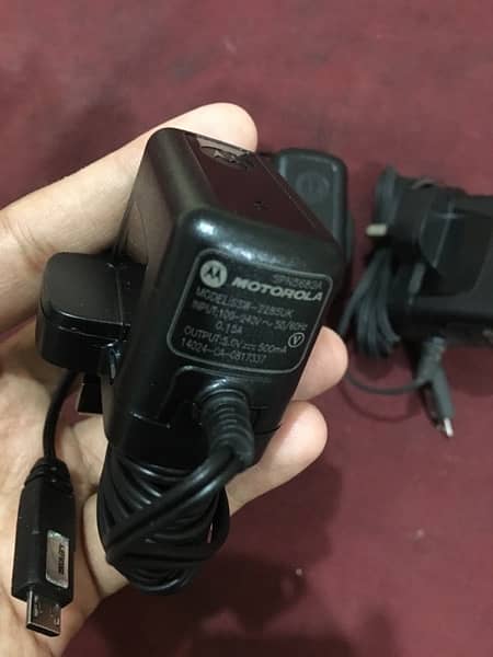 Moto charger 1