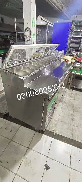 pizza make prap table for dressing we hve pizza oven,deep fryer, table 1