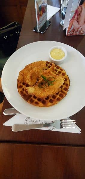 مرد کک کی ضرورت ھے۔ بیوی گھر کا کام کرے۔