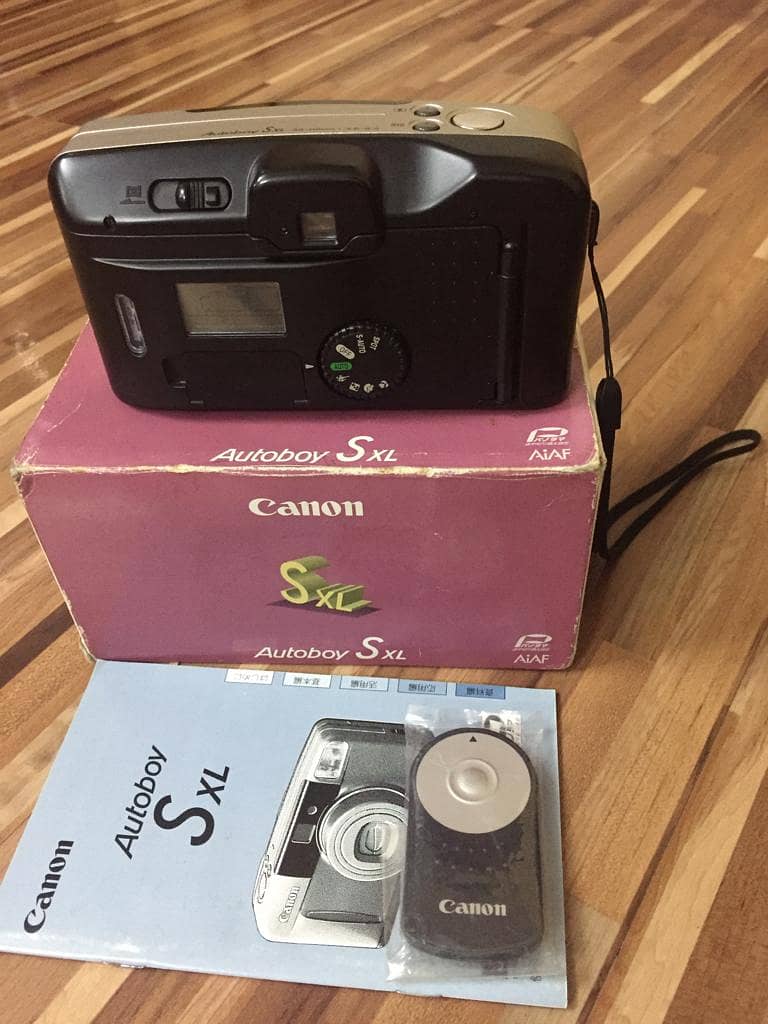 Canon film camera auto boy sxl  with remote 1