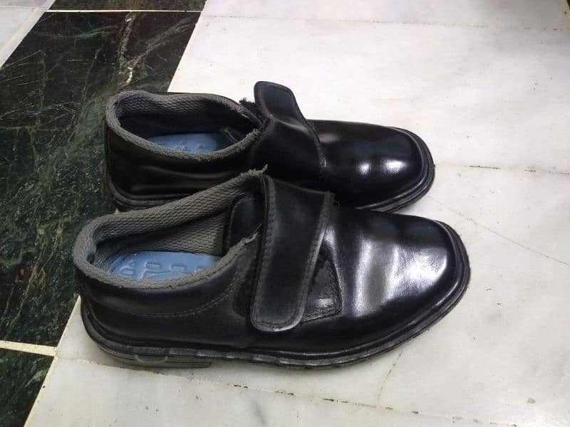 kids school shoes for sell 2