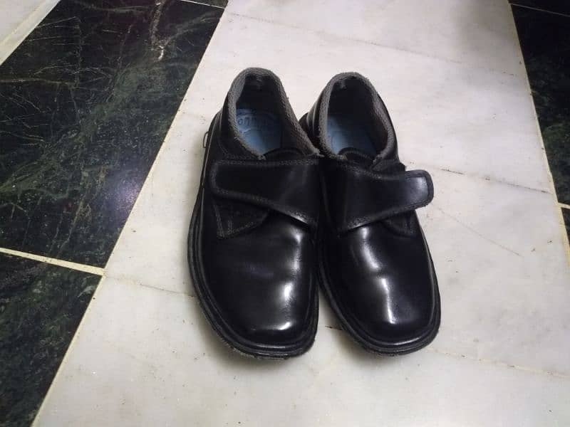 kids school shoes for sell 3