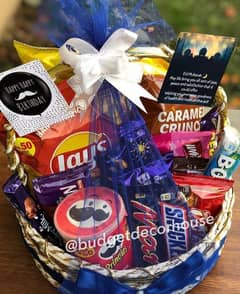 Custamized gift baskets available