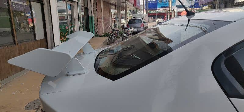 car spoiler all models avalable without clour 3