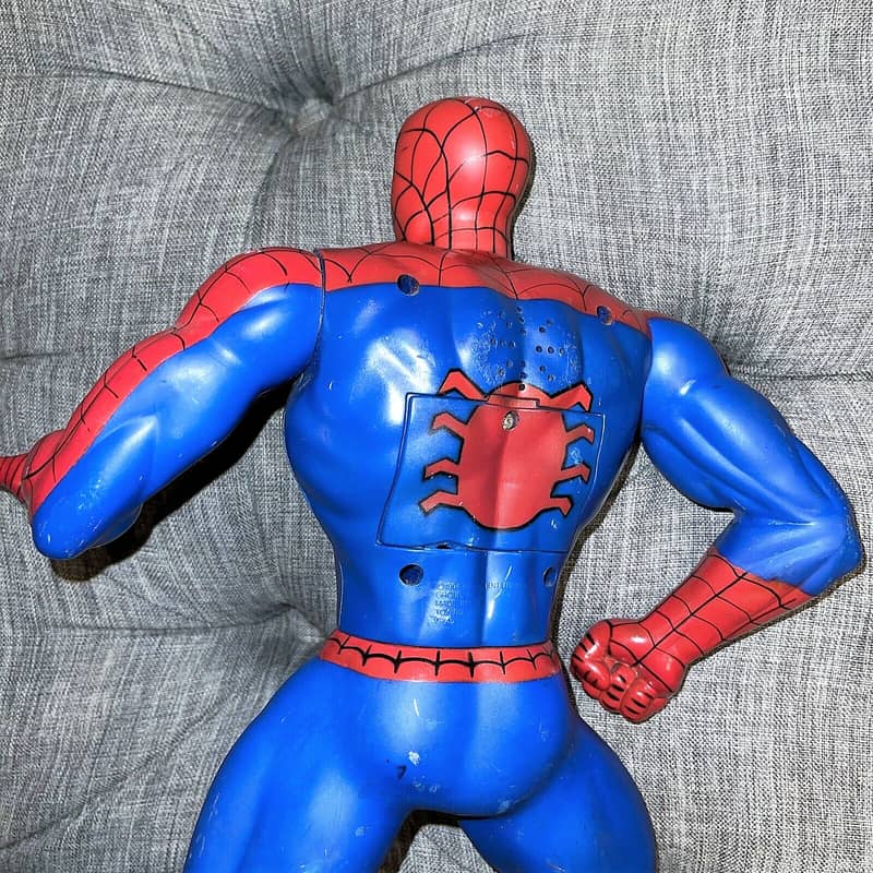 1994 Toy Biz Electronic Talking 16"inch Spider-Man Action Figure 5