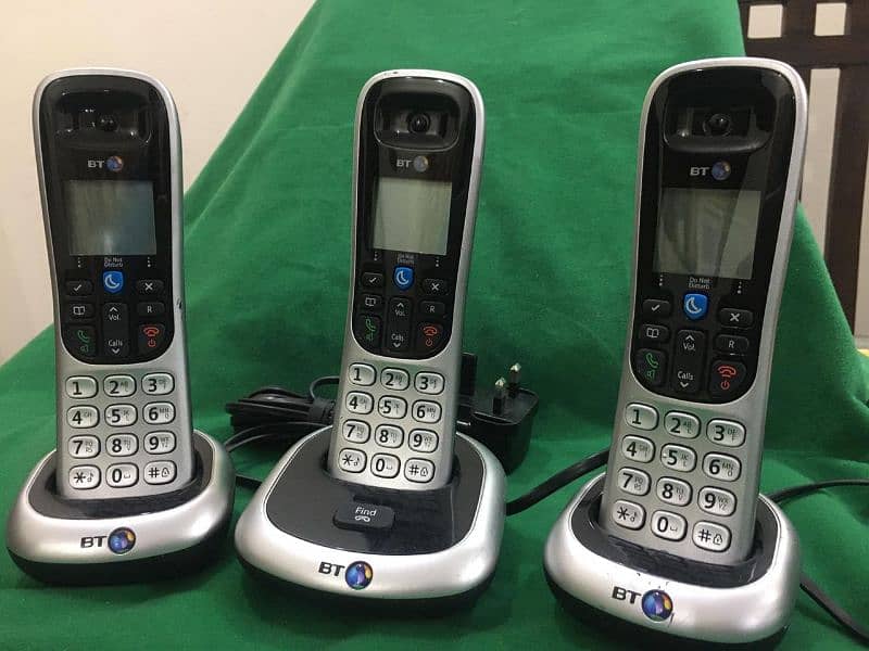 trio cordless phone with wireless intercom 1