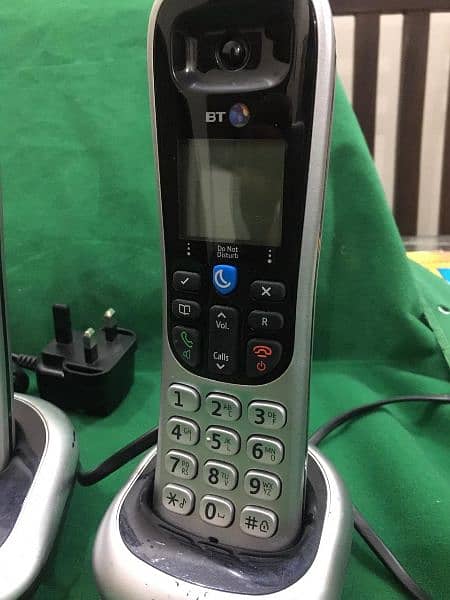 trio cordless phone with wireless intercom 5