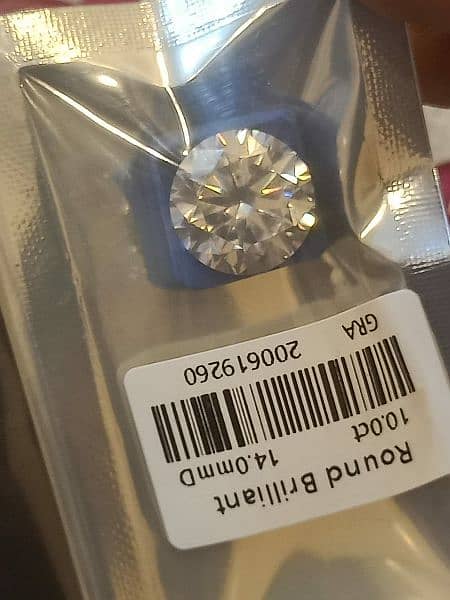 Moissanite Diamond Heart and Round shape 3