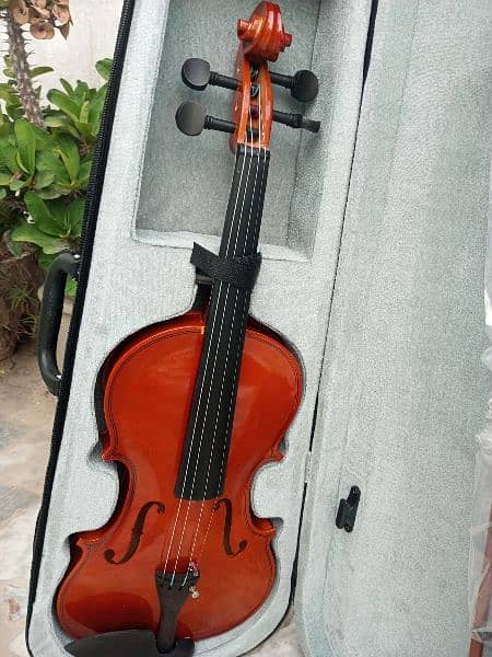 Brand Violin 1