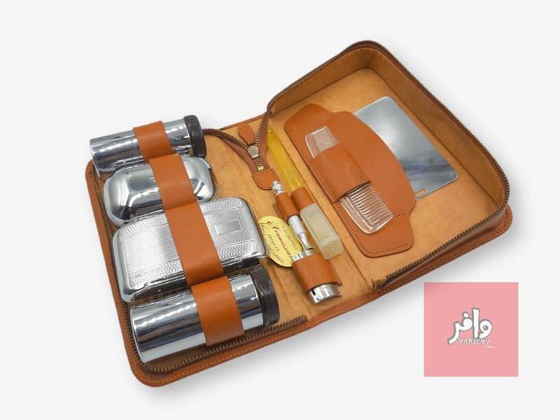 1950's Vintage Traveling Grooming Set (Made In England) 0