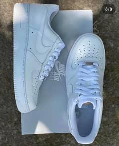 NIKE AIR FORCE 1