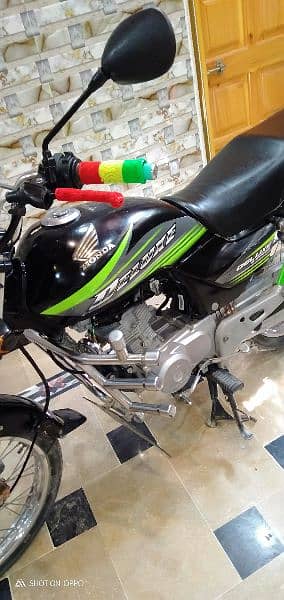v good condition,no work required,just buy and drive,new tayer