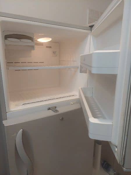 LG no frost fridge and freezer 4