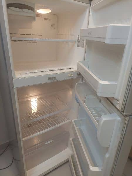 LG no frost fridge and freezer 6