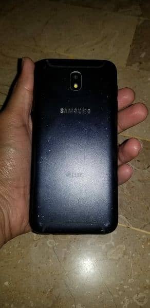 Samsung J7 pro 1