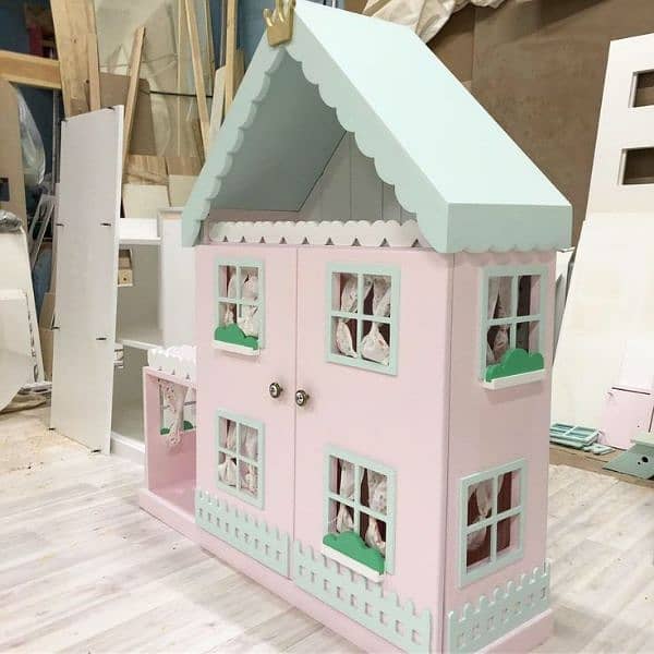 Doll house 0