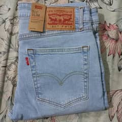 Levis
