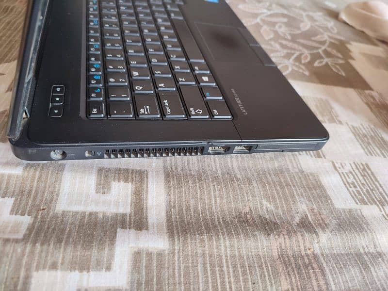 Dell latitude E5440 2