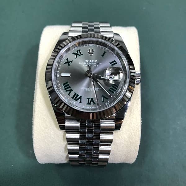 WE BUYING Luxurious Watches We Deal Rolex PP RM New Used Vintage 1
